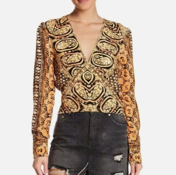 Free People, New, Wild & Free V-Neck Crop Boho Paisley Top, Size Medium/Large - Picture 1 of 13